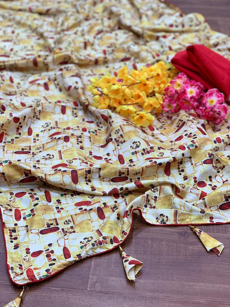 Soft Silk Digital Print Sarees At Wholesale Rates