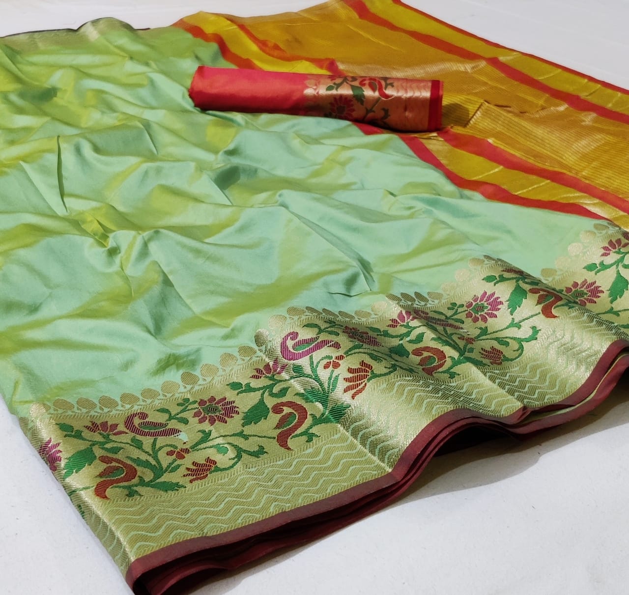 Latest Silk Weaving Sarees At Best Wholesale Price