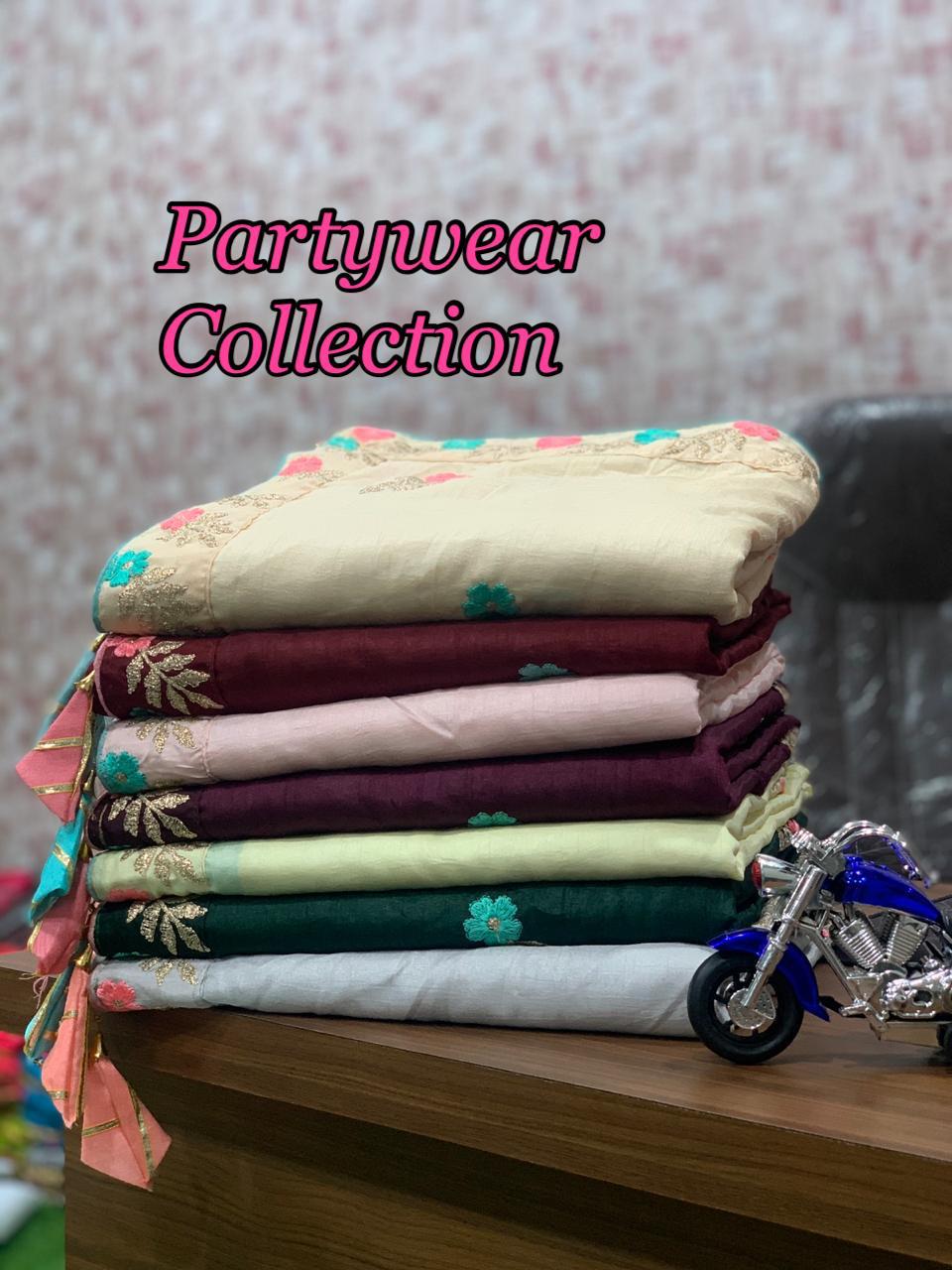 Latest Non Catalog Pure Dola Silk With Embroidery Work Saree...