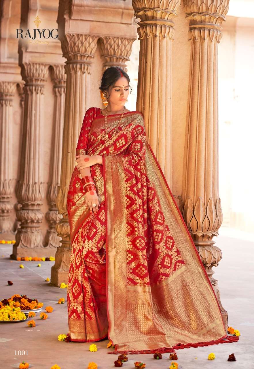 Aasmaan Silk Pure Silk Weaving Heavy Wedding Wear Sarees Col...