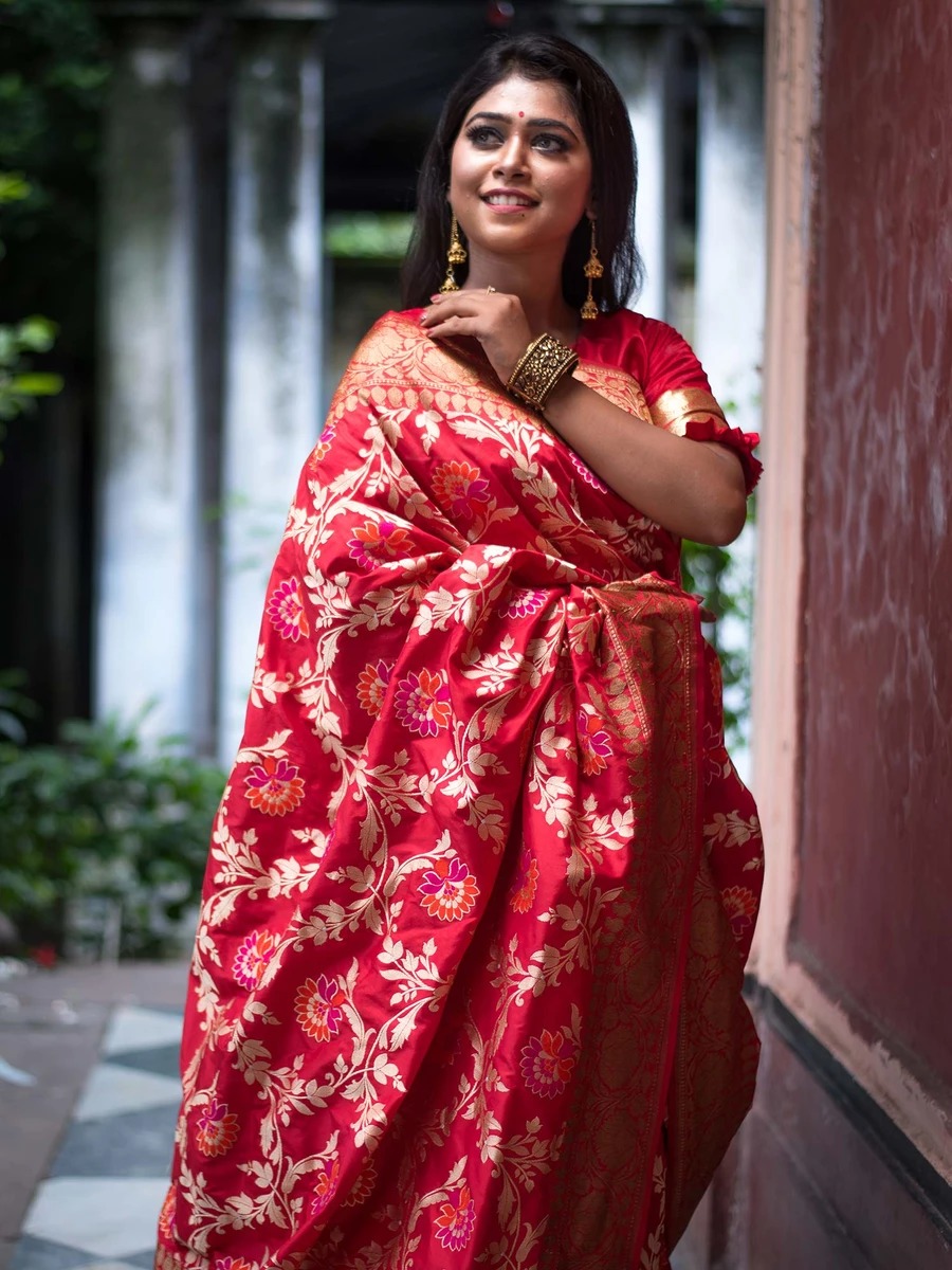 Latest Non Catalog Soft Lichi Silk With Rich Pallu Saree At ...
