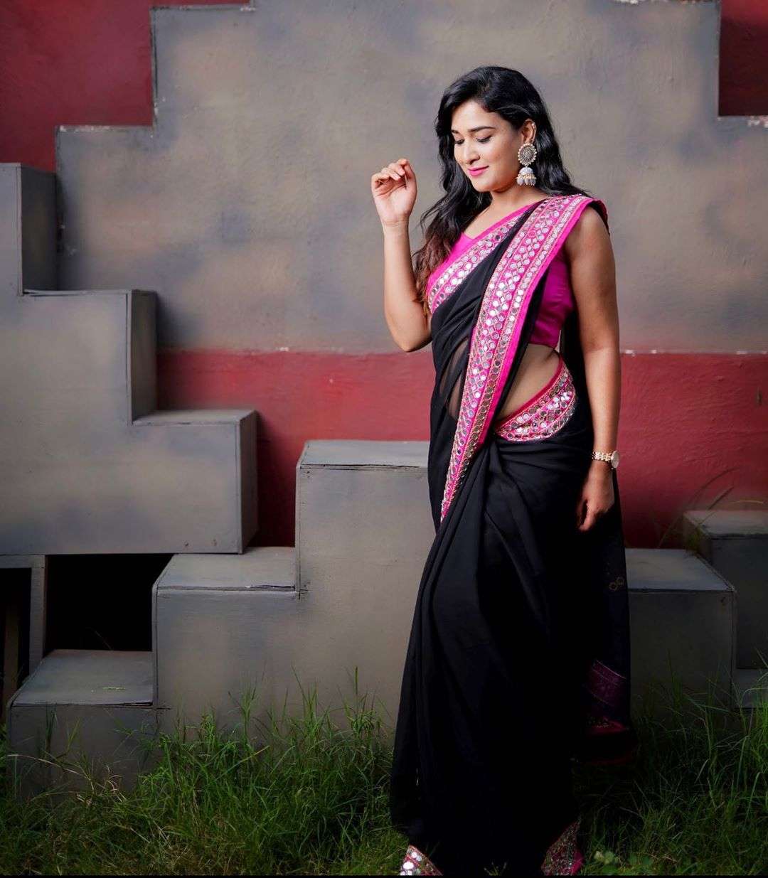 GEORGETTE WITH  FANCY THREADY WORK BLACK SAREE COLLECTION