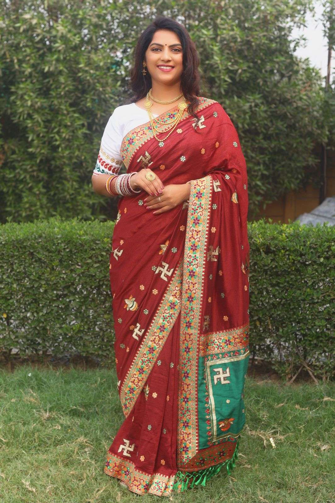 Vichitra SIlk With Embroidery Work Designer Wedding Wear Sar...