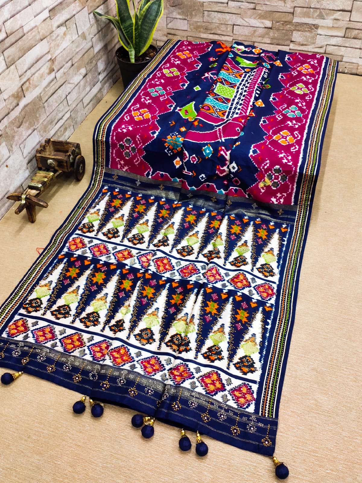 Rewaa Fashion Traditional Patola Silk Saree Collection