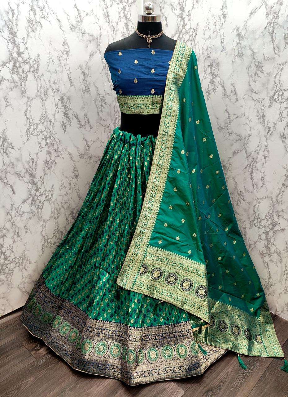 Banarasi Silk With Weaving Design Wedding Wear Lehenga CHoli...