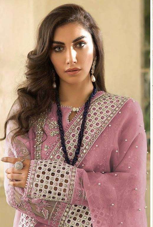 GEORGETTE PAKISTANI SUITS WITH ELEGANT EMBROIDERY AT WHOLESA...