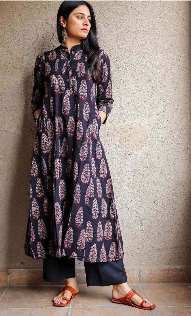 Purple Colour Georgette With Digital Print Gown Collection