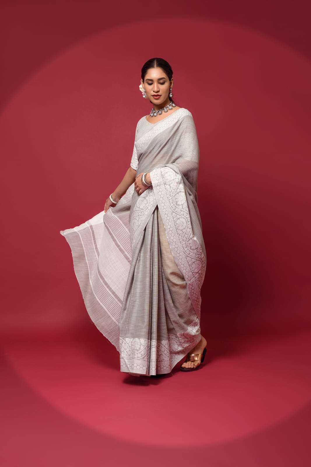 Affren Linen With Lucknowi Border Saree collection