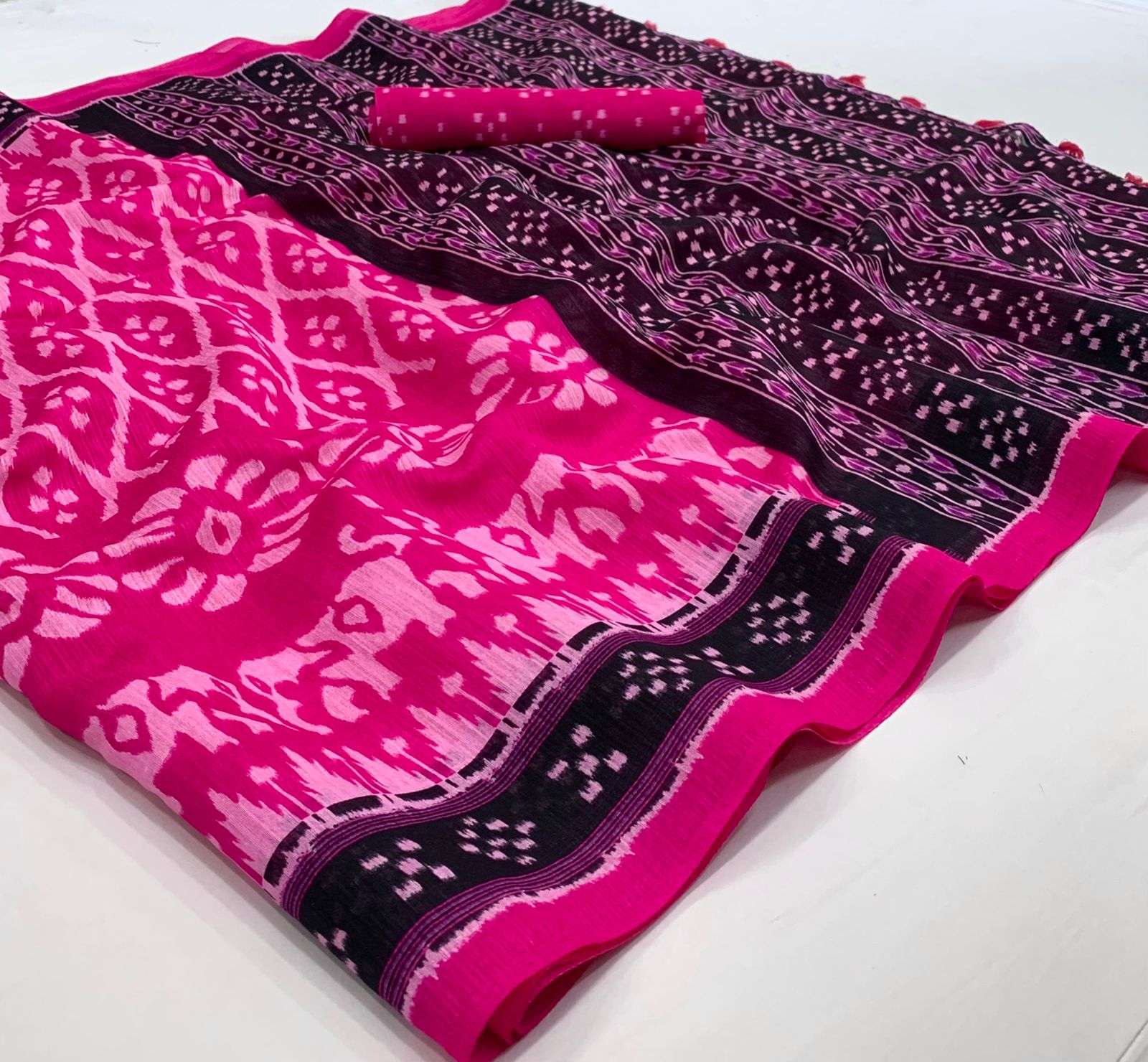 Aura Soft Cotton With Printed Regular Wear Saree collection