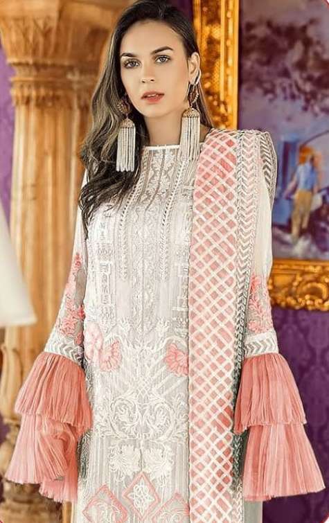 PAKISTANI SUITS LATEST DESIGNS COLLECTION AT BEST PRICE WHOL...