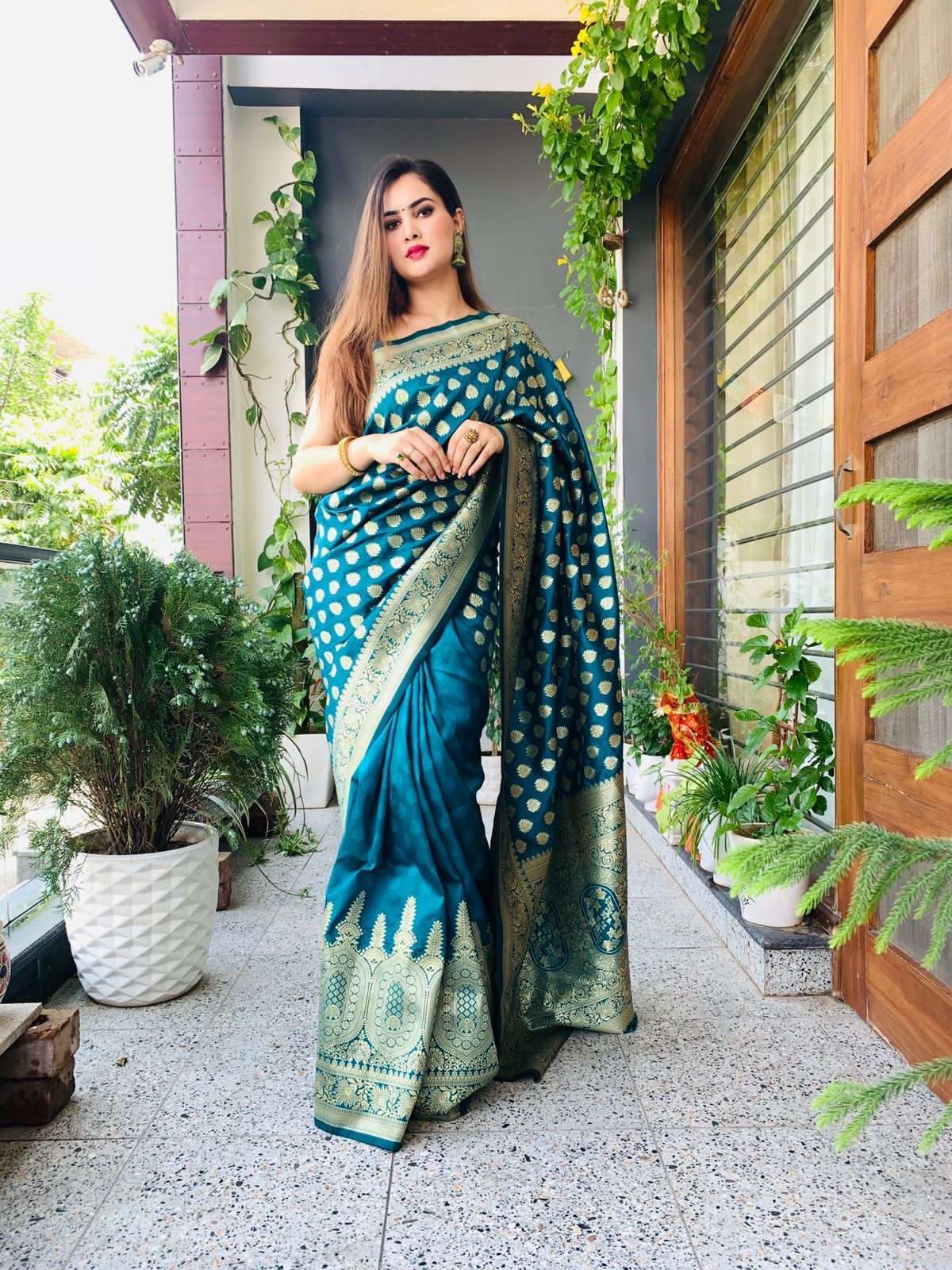 Tara Banarasi Silk With Weaving Design Saree  Collection At ...