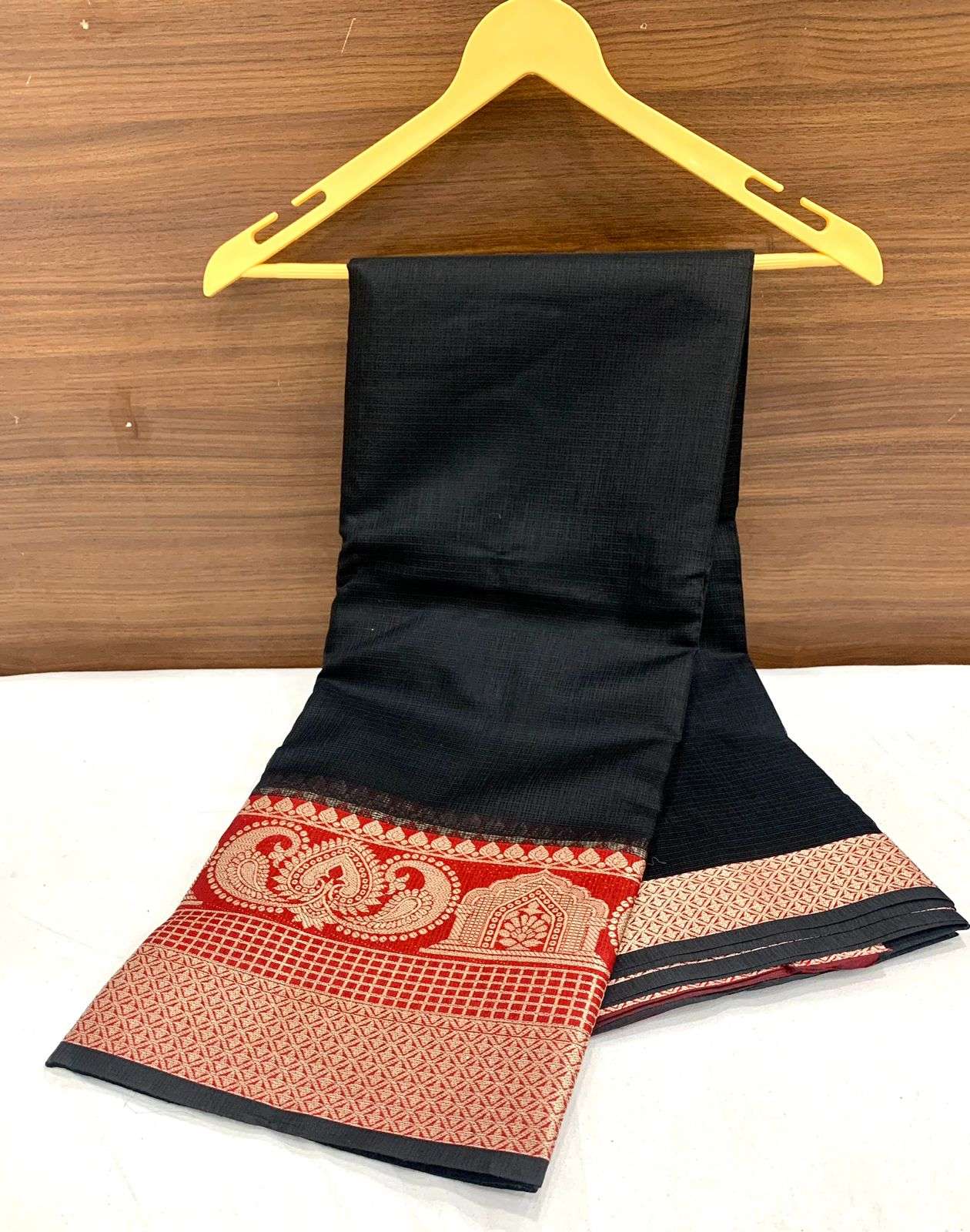 Soft Dorriya Cotton with Gold Zari Weaving Border Saree coll...