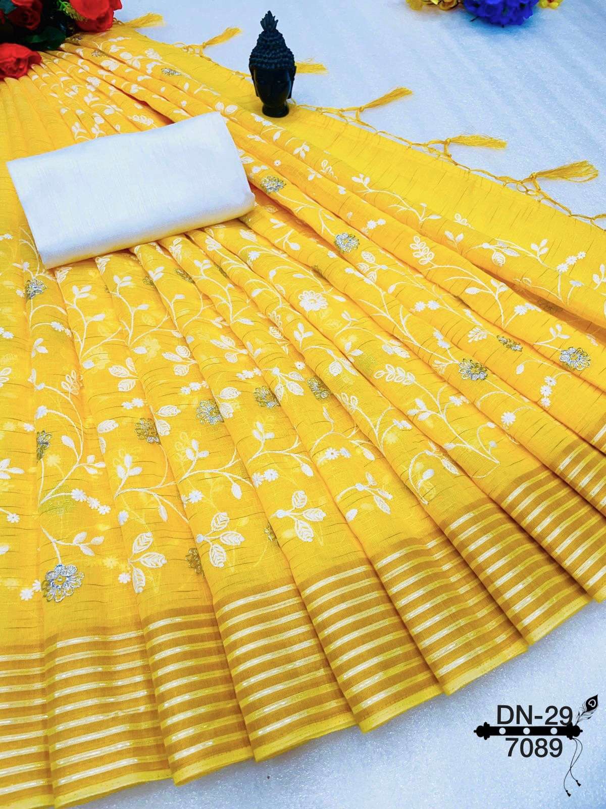 NEW COLLETION LINEN HANDLOOM WEAVING SAREE AT WHOLESALE PRIC...