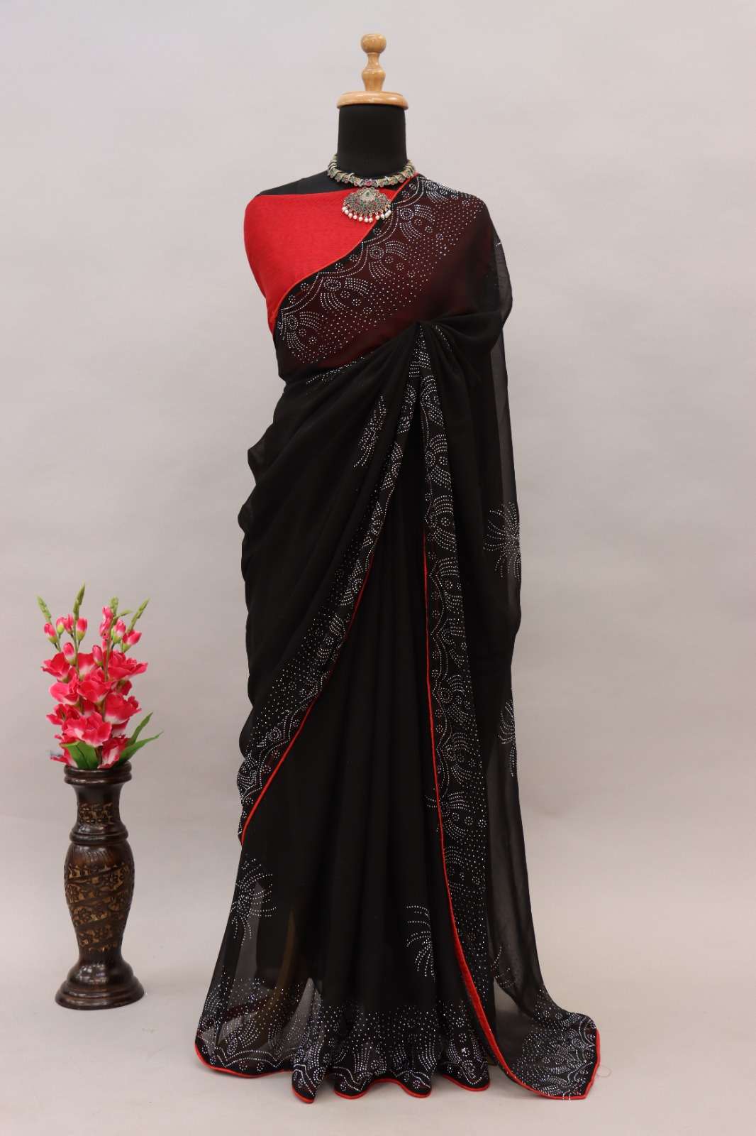 NEW DESIGN BEAUTIFUL GEORGETTE BOLLYWOOD SAREES AT WHOLESALE...