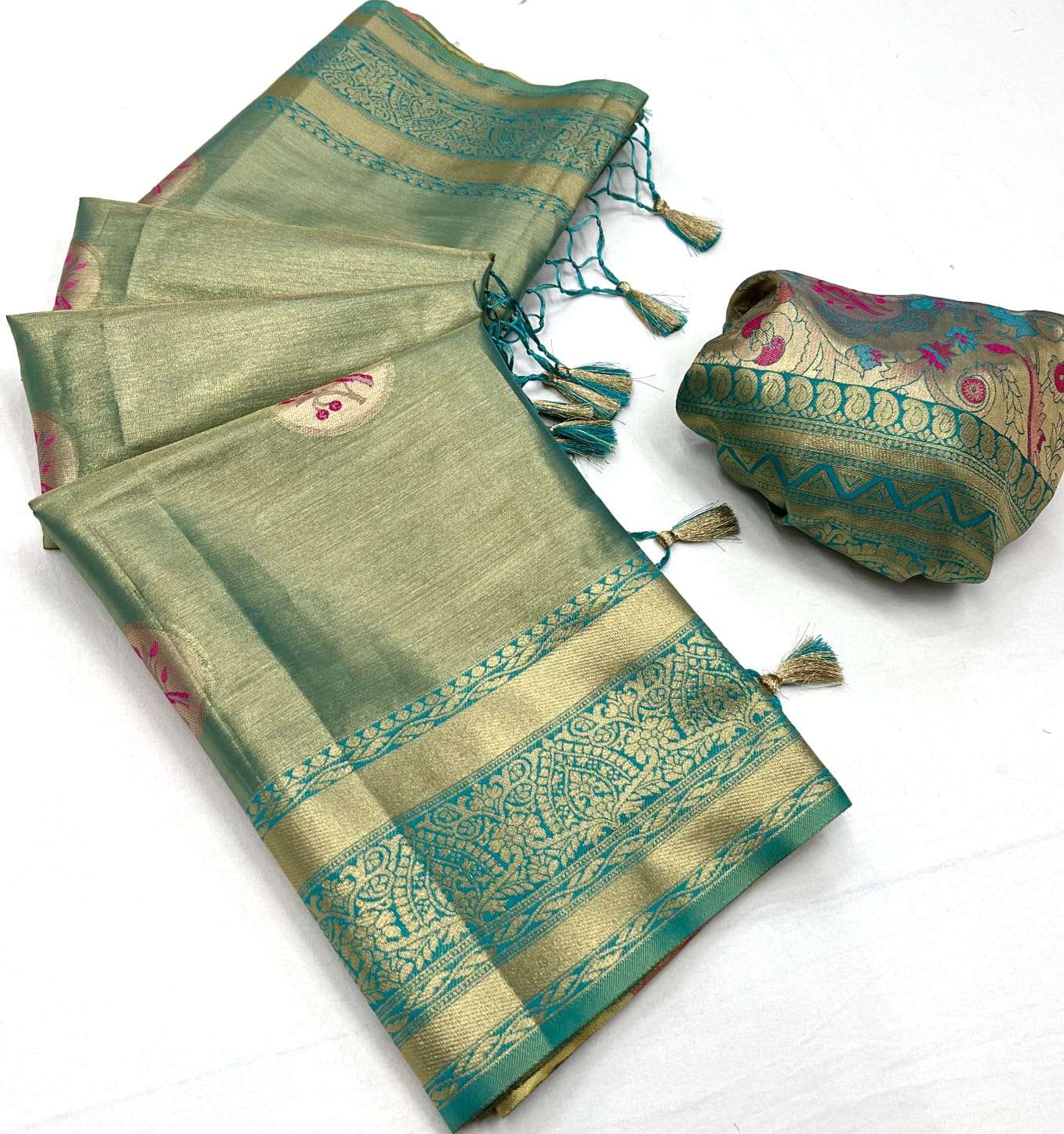 Rajtex Kanwal Kashmiri Handloom silk with weaving design sar...
