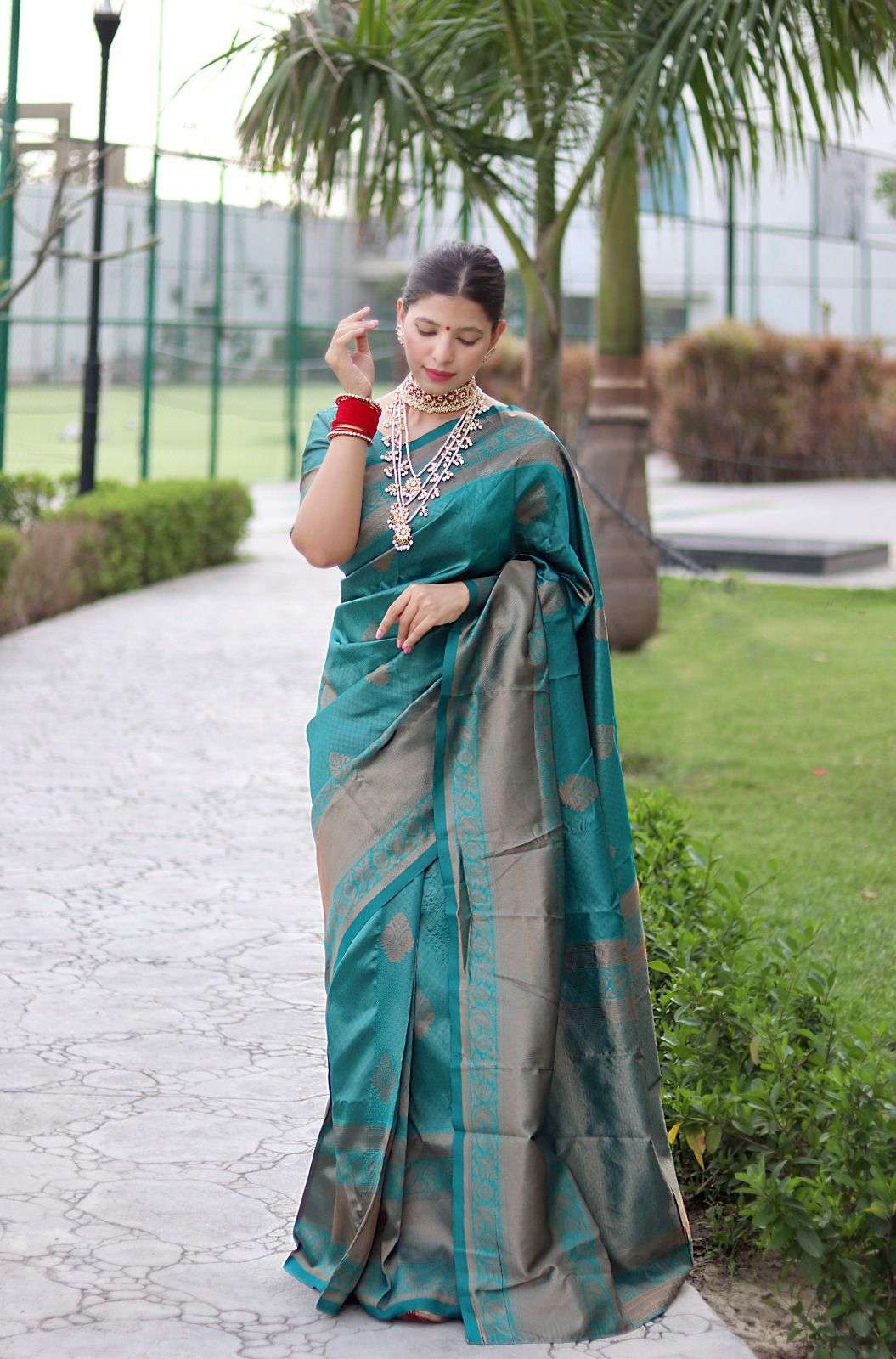 Rama Color Low rate good quality banarasi silk saree