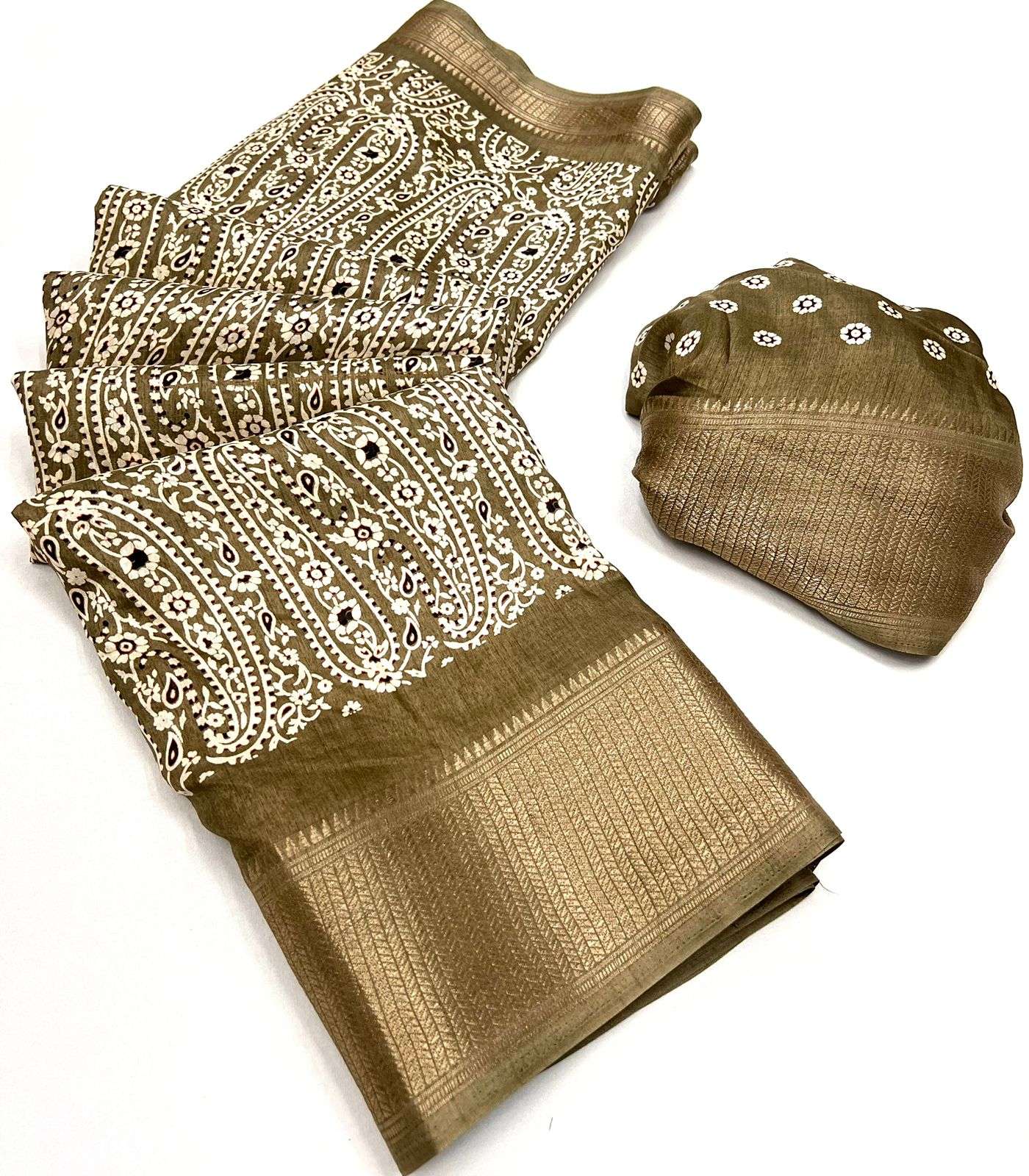 Dola silk with Jacquard border saree collection
