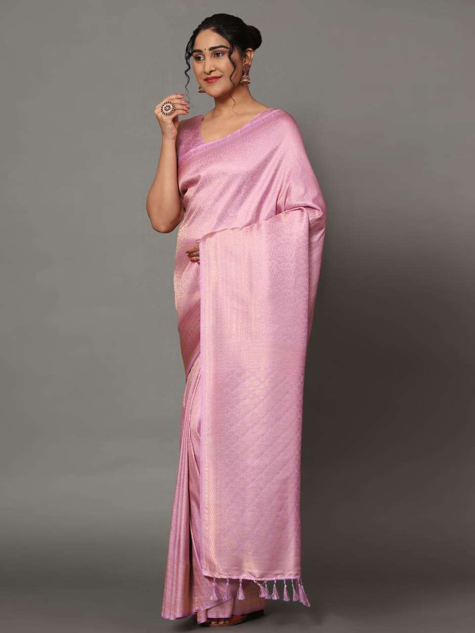 Soft Banarasi silk with Weaving design rich look saree colle...