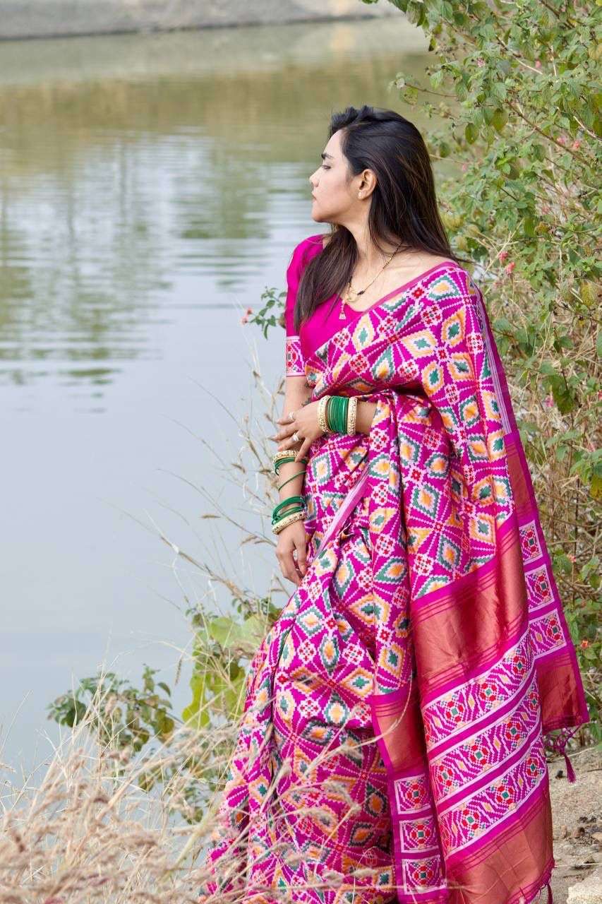 Pink shade Silk with India Traditional Patola saree collecti...