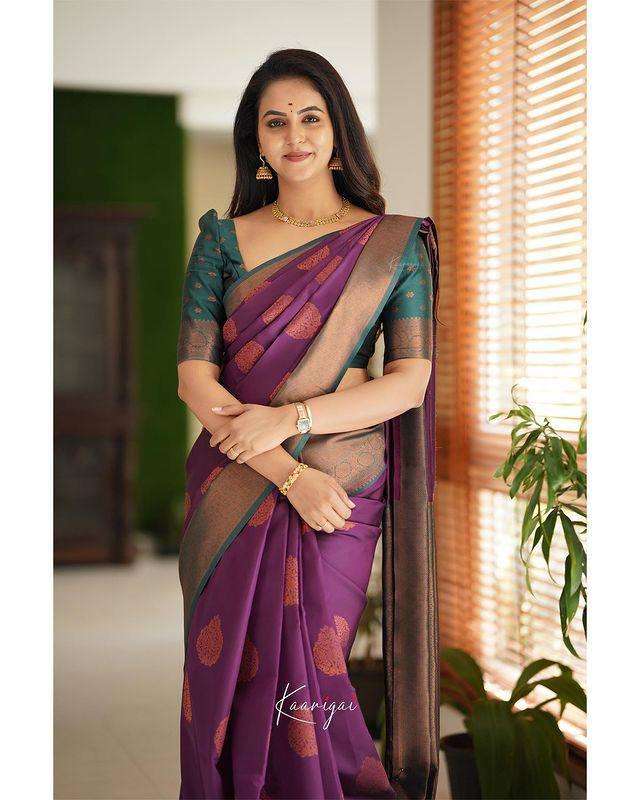 Banarasi silk Purple Shades with Weaving Design saree collec...