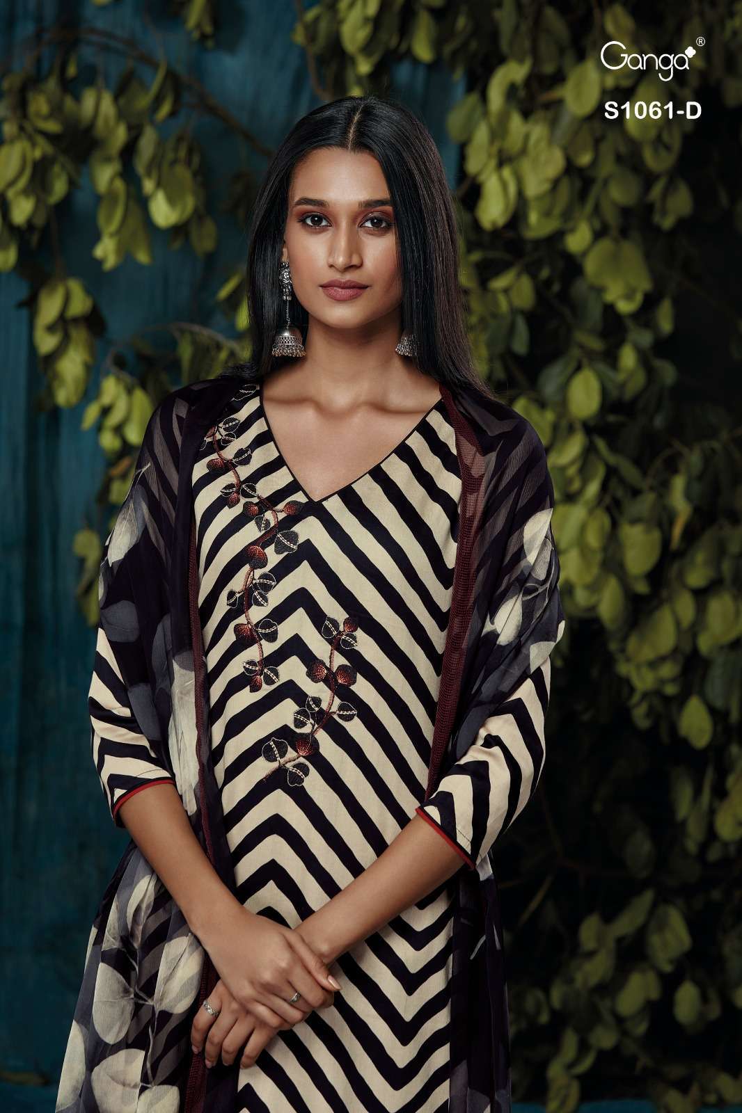 Ganga fashion Inna 1061 Cotton with Balck color Dress materi...