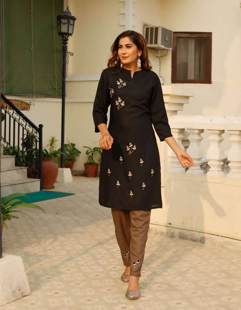 Cotton with Light EMbroidery work Fancy Kurti & bottom colle...