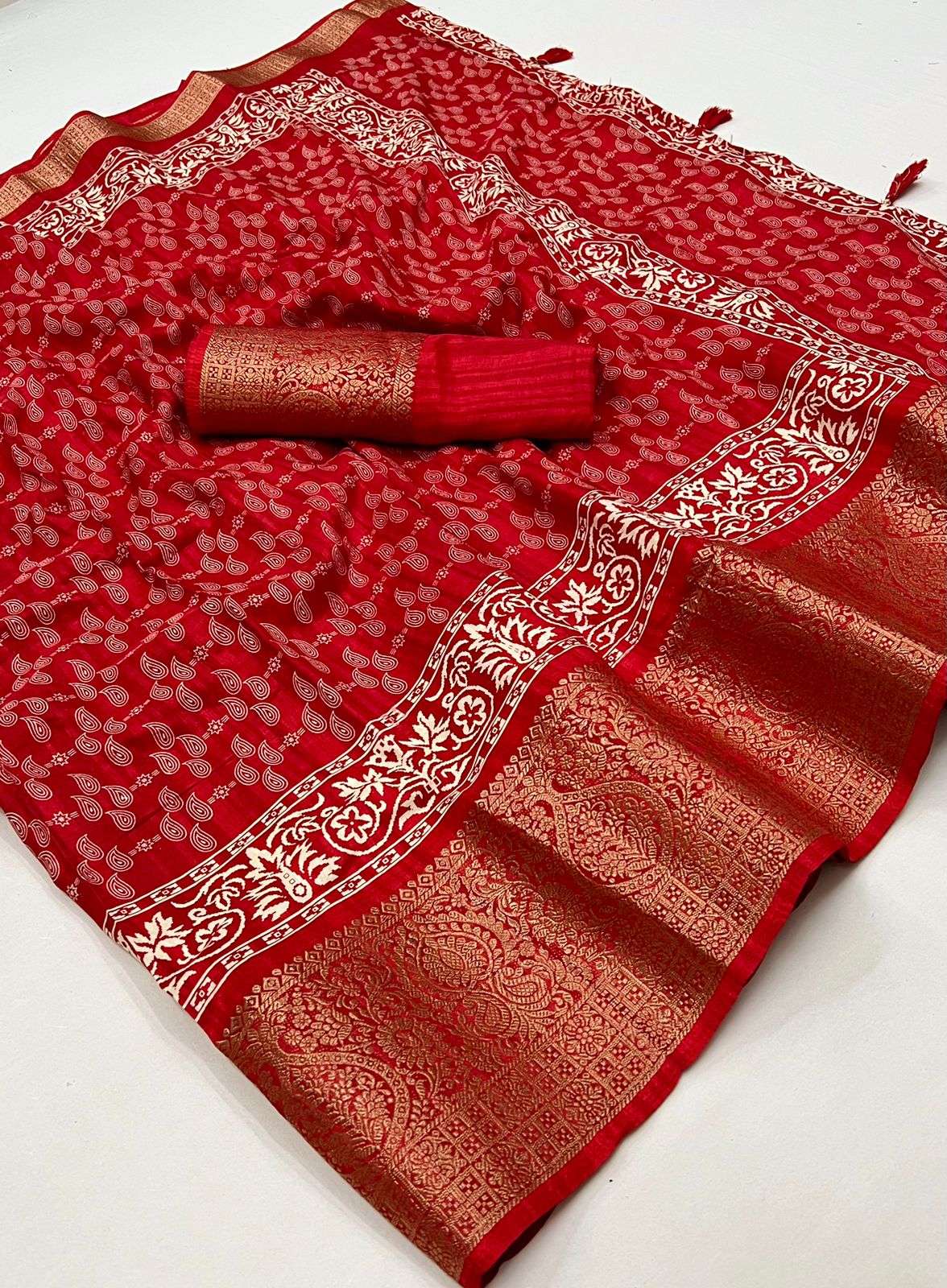 Dola Silk with Festival Special Flower Mill Printed Saree co...