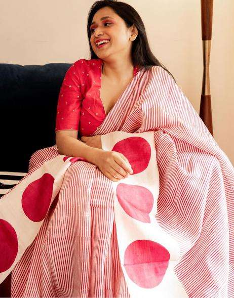 Fancy linen with digital Printed Regular wear saree collecti...