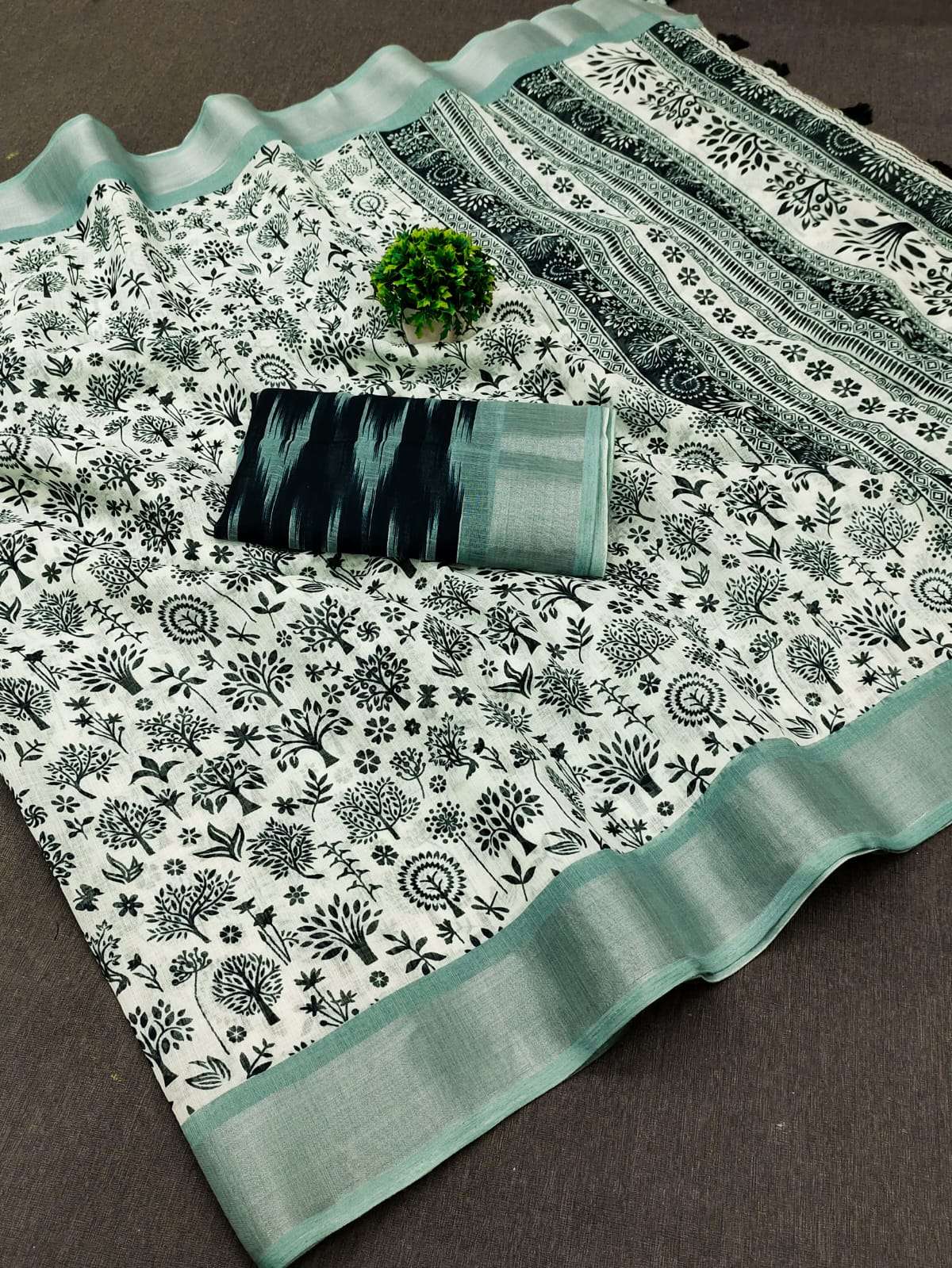 Summer wear Cotton with digital printed Fancy saree collecti...