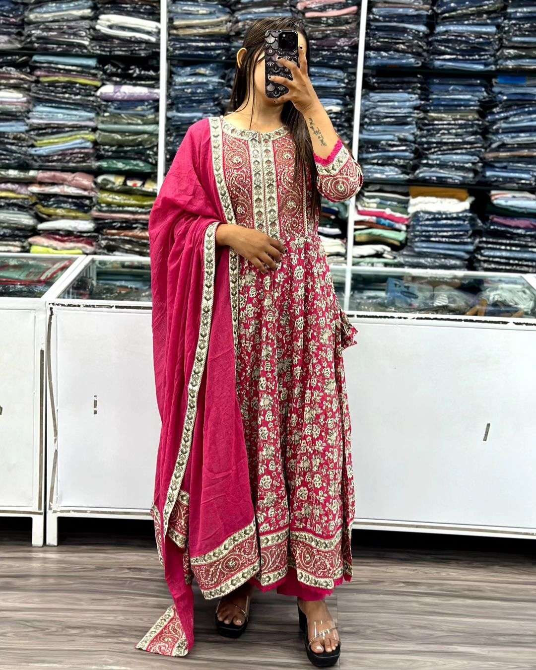 SUMMER SPECIAL SOFT COTTON WITH PRINTED READYMADE SUITS COLL...