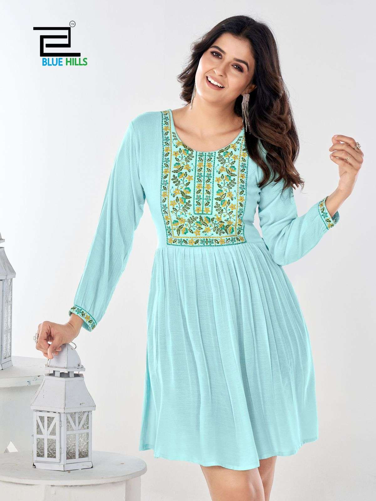 BLUE HILLS BLOOM RAYON FABRIC FANCY SHORT KURTI SUPPLIER IN ...