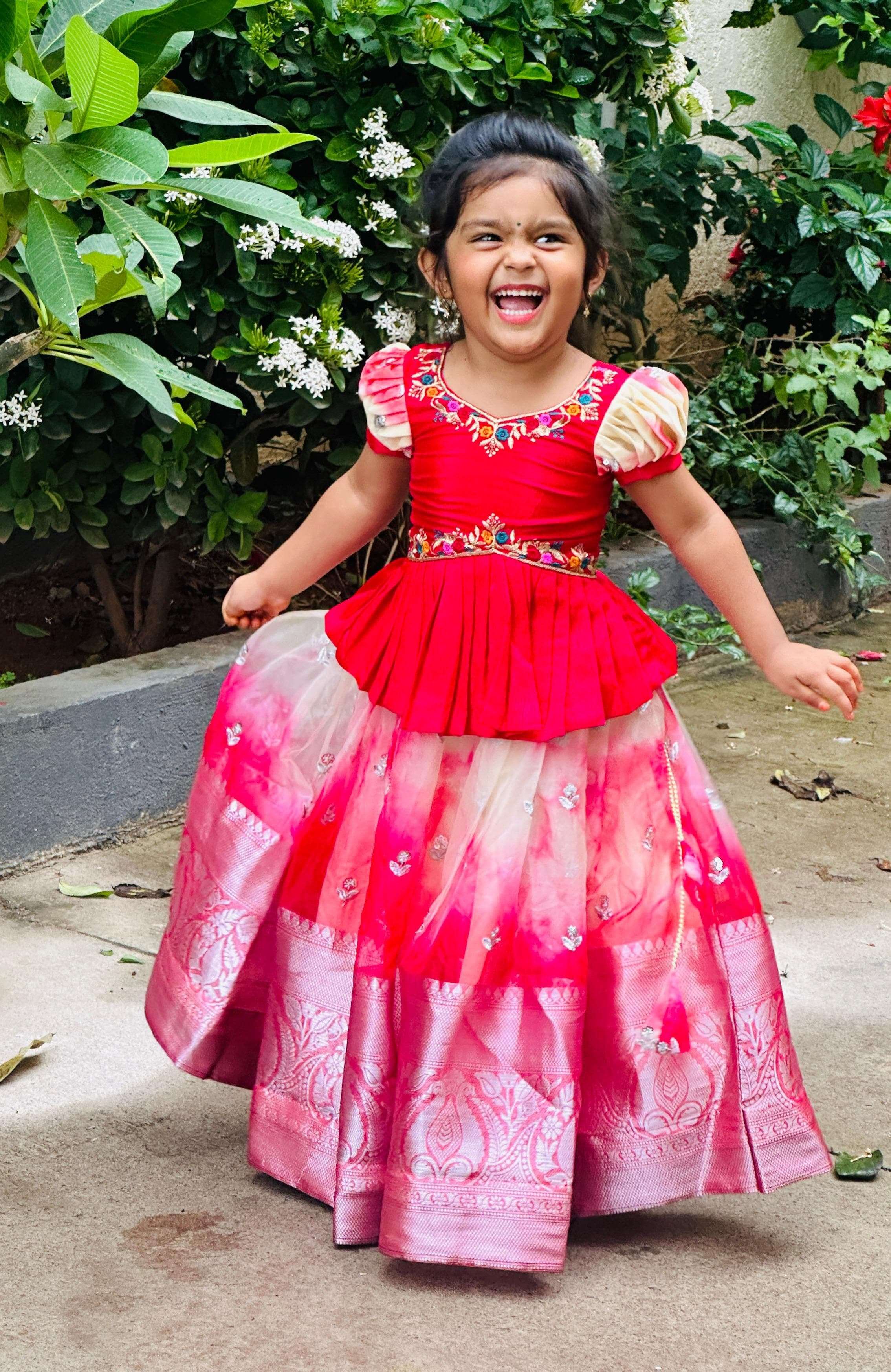 FESTIVAL SPECIAL KIDS FULLY STICH TRADITIONAL LOOK LEHENGA C...