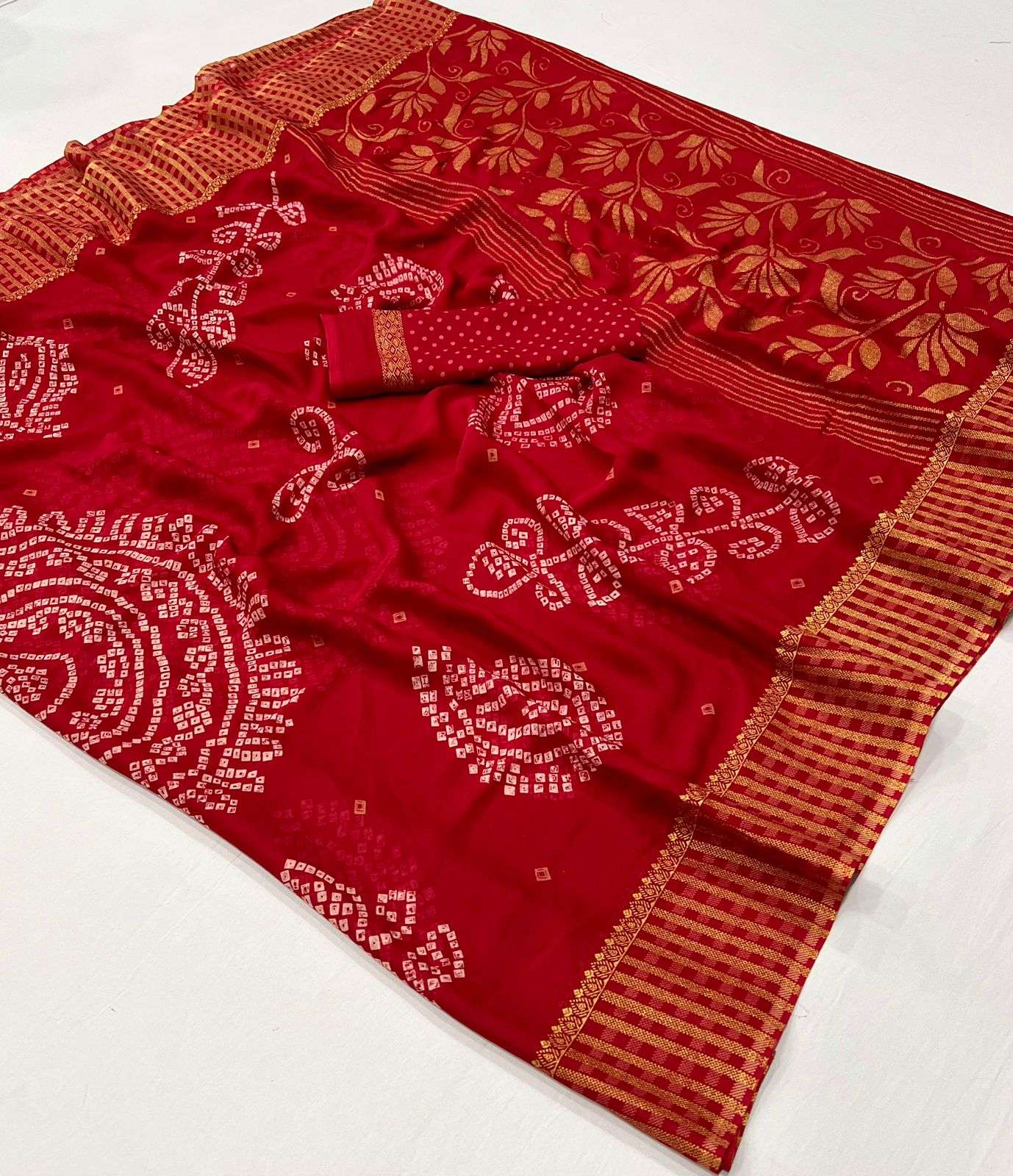 SOFT GEORGETTE FABRICS WEAVING DESIGN REGULAR WEAR SAREE SUP...