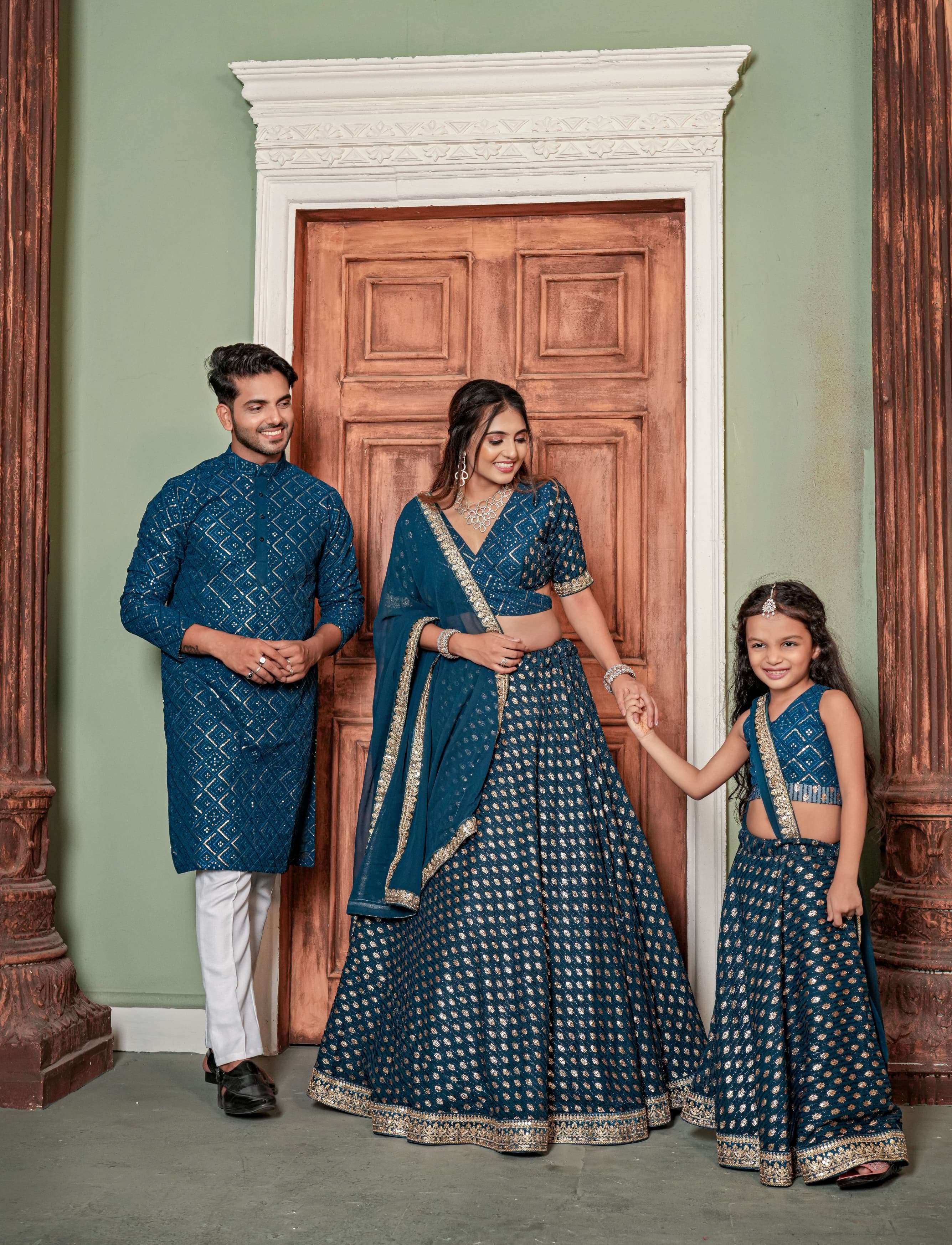 GEORGETTE WITH DESIGNER FULL FAMILY MACHING WEDDING COLLECTI...