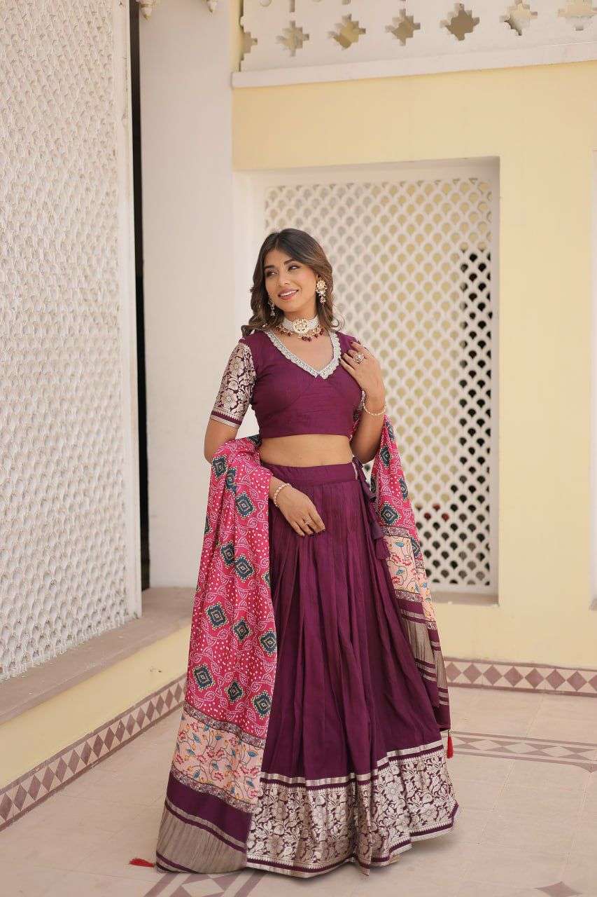 WEDDING SPECIAL WEAR VISCSOE SILK WITH STICH LEHENGA CHOLI S...