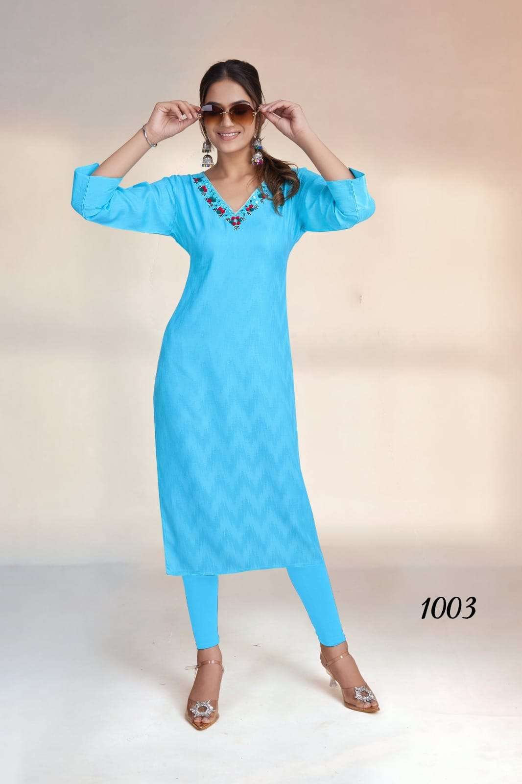 FF ANNU RAYON HANDWORK SIMPLE FASHION KURTI SUIT RESELLER PR...