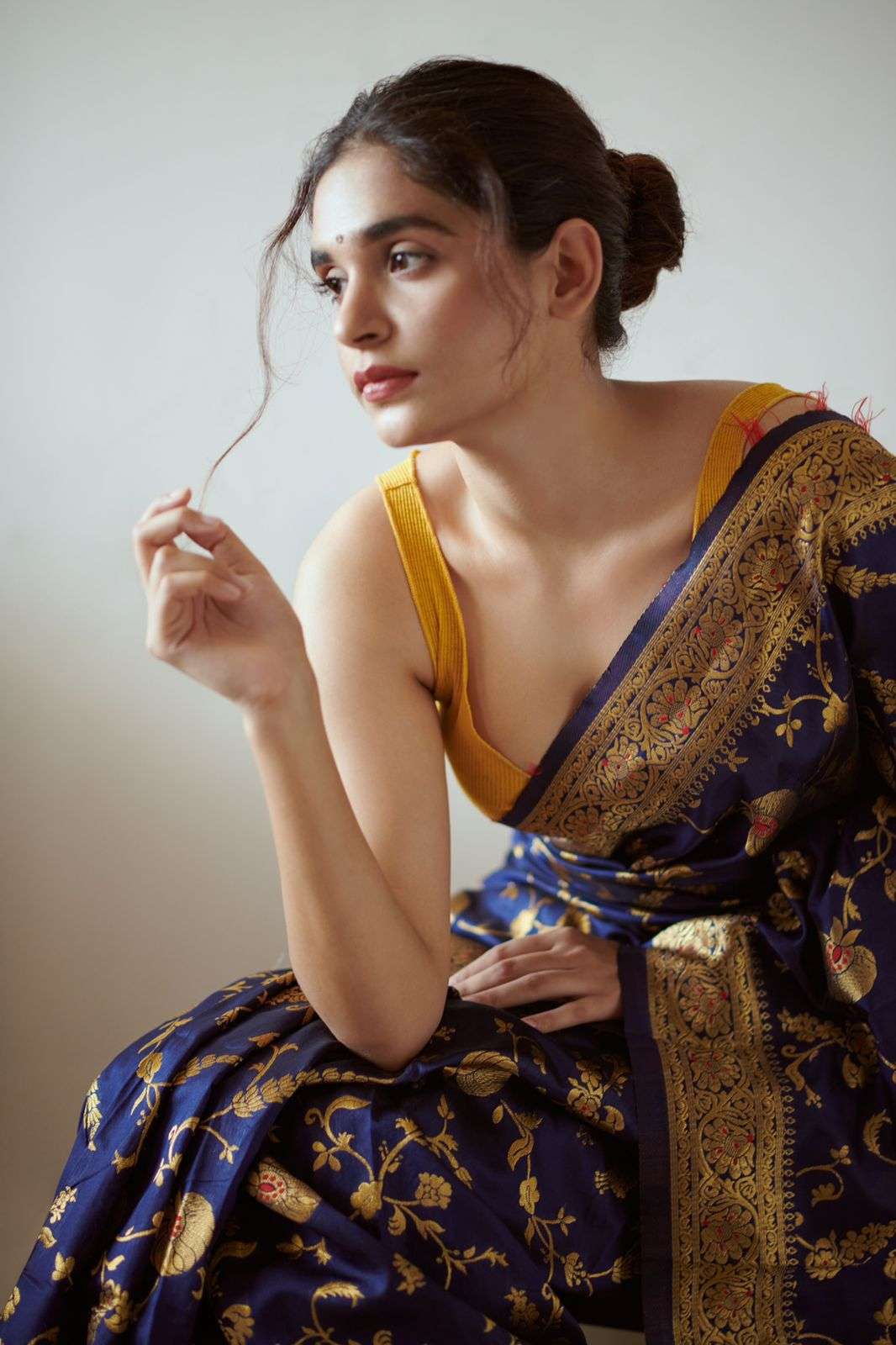 Blue and black color lichi silk saree at wholesale rates 102...