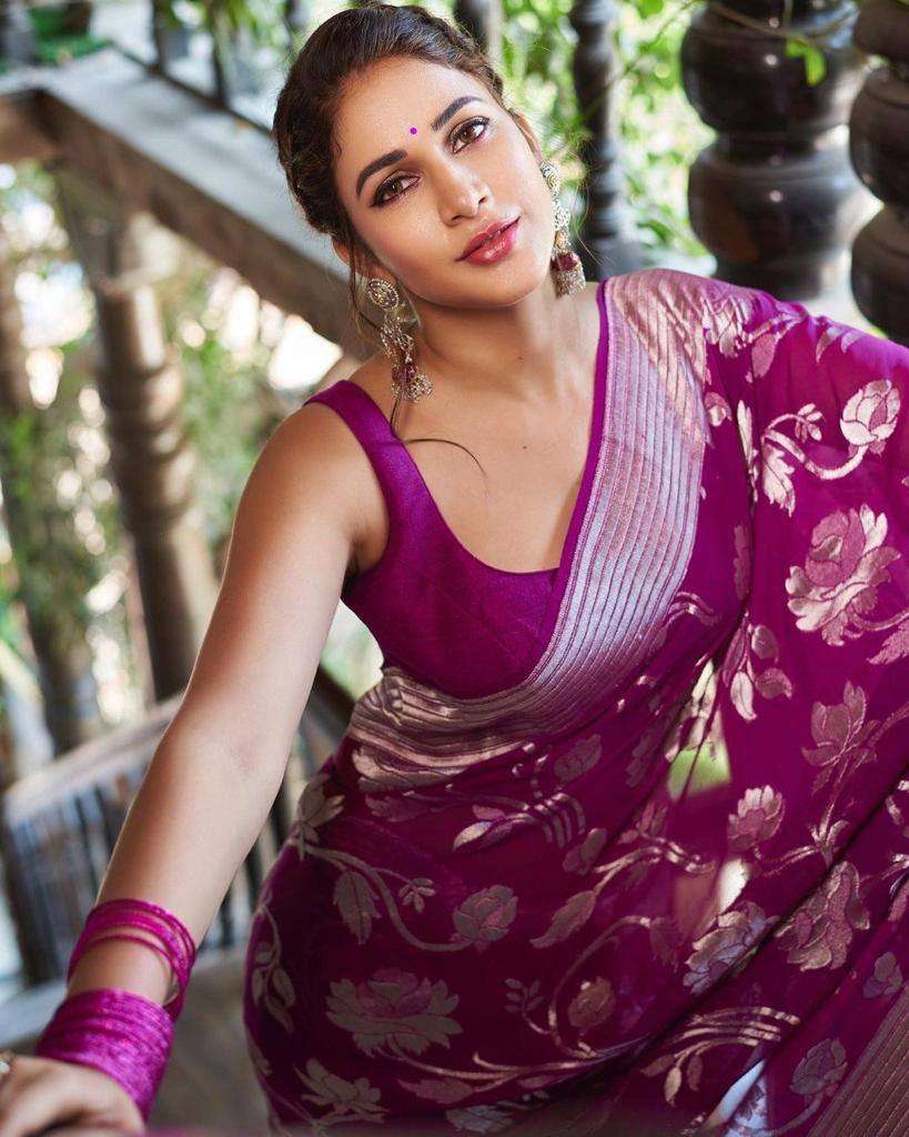 151 BOLLYWOOD PURPLE SILK SAREE STYLISH LOW PRICE AT ONLINE ...