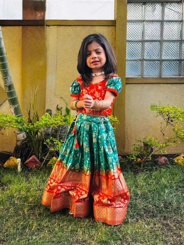 FESTIVAL SPECIAL SILK FABRIC WEAVING DESIGN KIDS LEHENGA CHO...