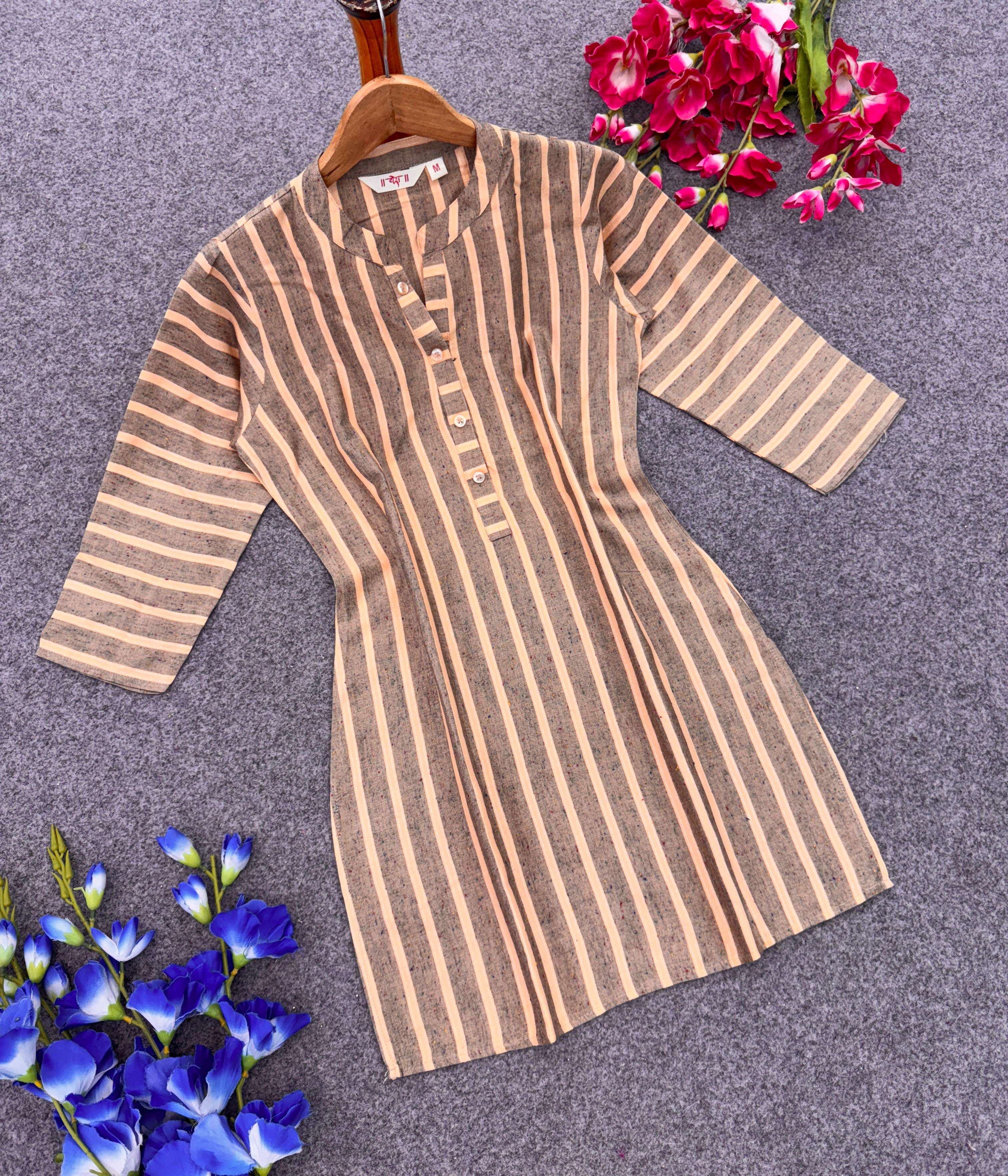 SUMMER COLLECTION RAYON PRETTY GILR KURTI LOW PRICE COMBO ON...