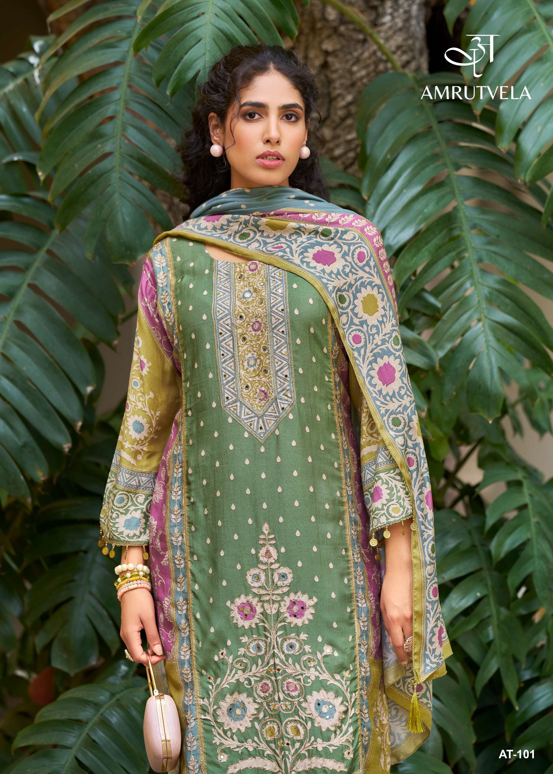 AMRUTVELA AT 101 INDIAN TOP DESIGNER LADIES SUIT COLLECTION ...
