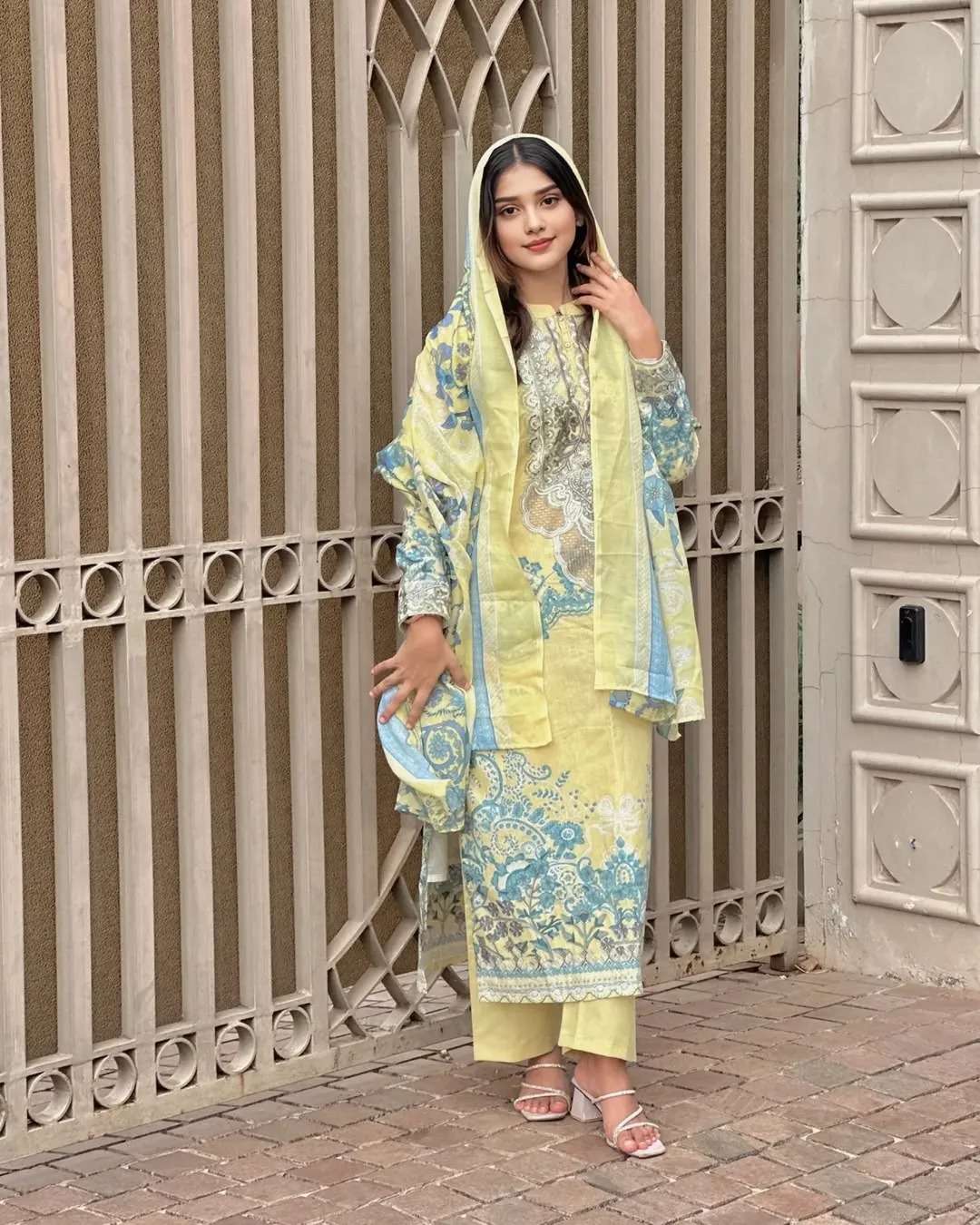Cotton muslin pakistani readymade suits wholesaler at best r...