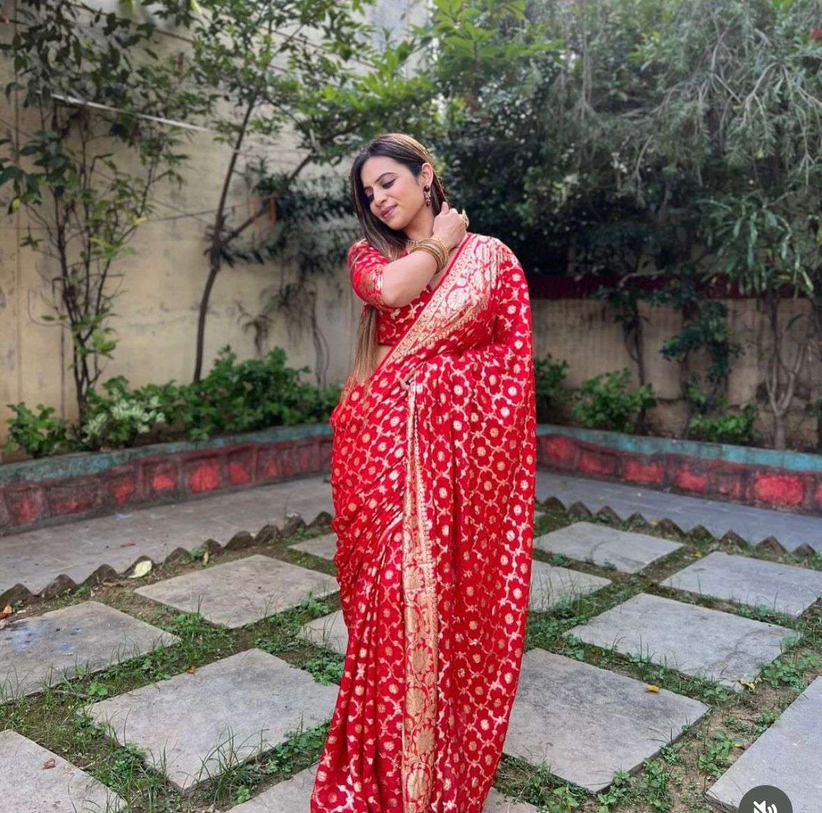 GEORGETTE FABRIC WITH Jacquad BUTTI ALL OVER SAREE COLLECTIO...