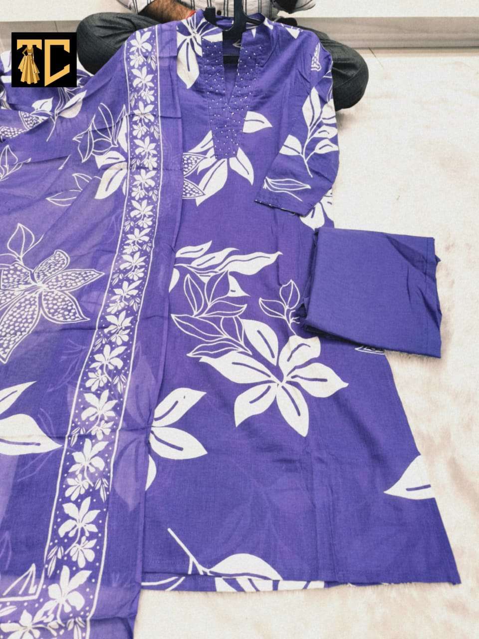 MOONSON LIGHT DRESS COTTON KURTI WITH PANTS DUPATTA DEALER T...