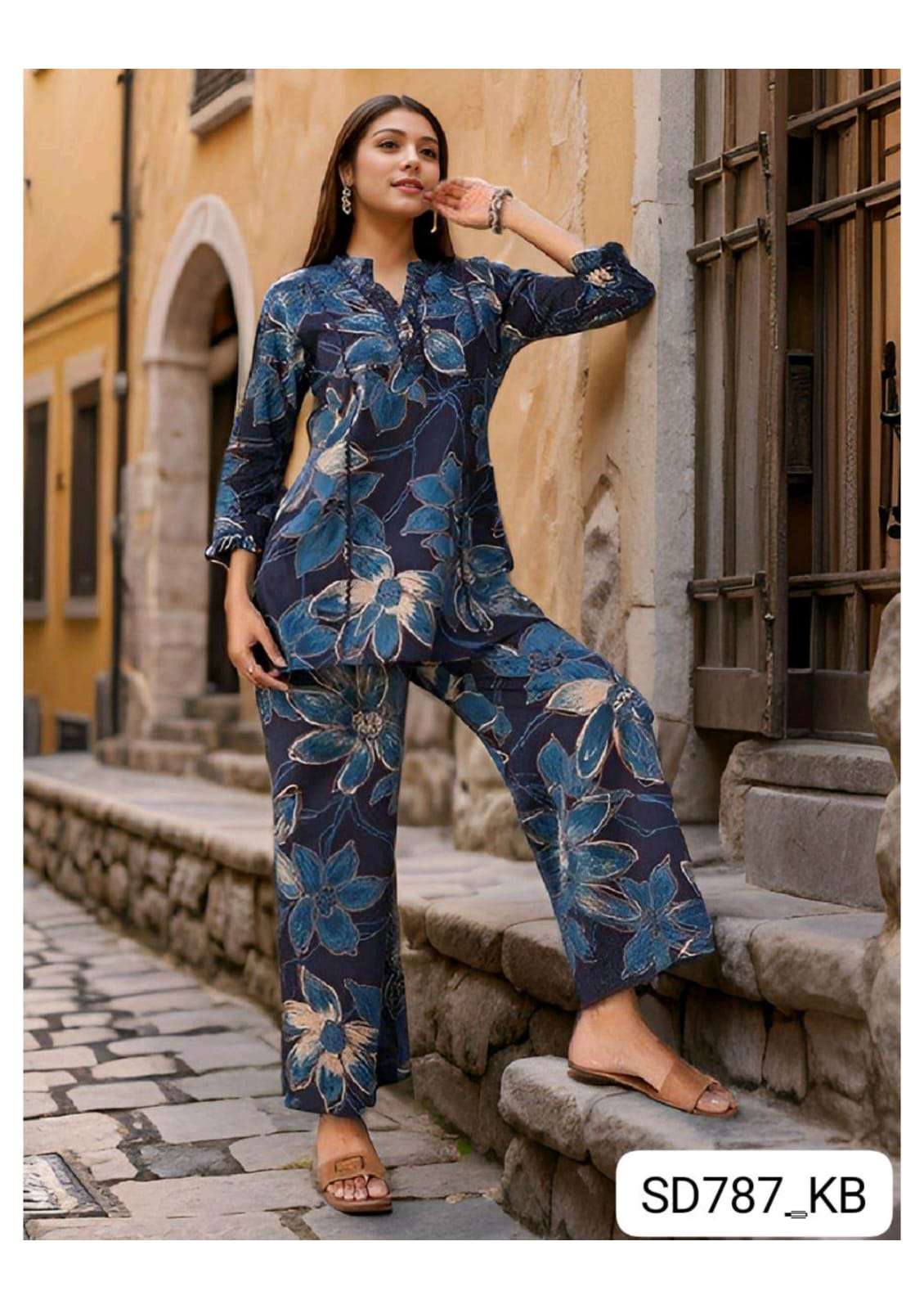 TOP DIGITAL PATTERN CORD SET FOR WESTERN LOOK WOMEN CLOTH SH...