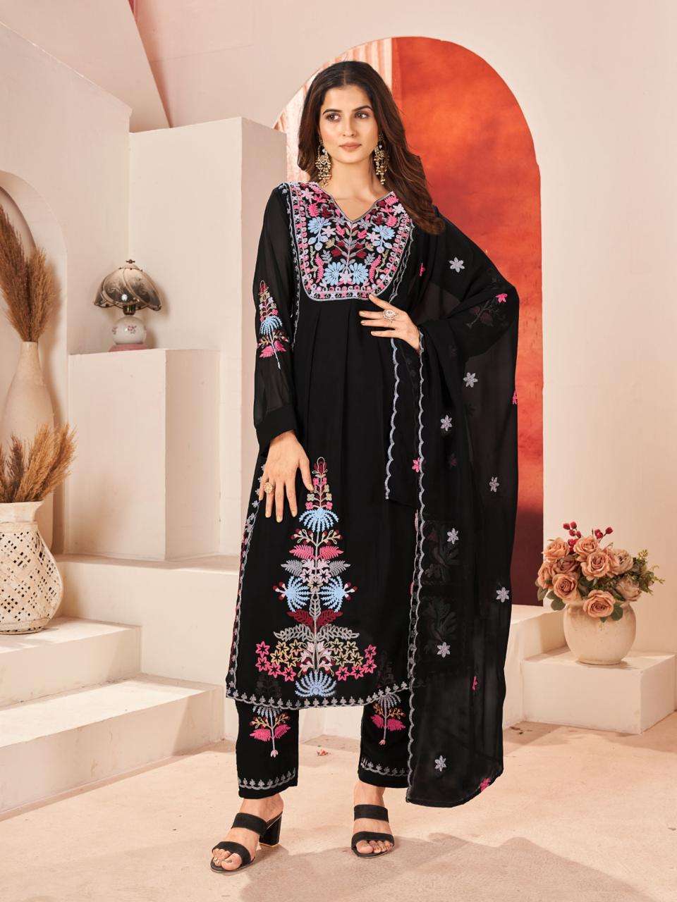 TREND MEDIA BLACK DESIGNER SUIT FOR WOMEN FESTIVAL WEAR ONLI...