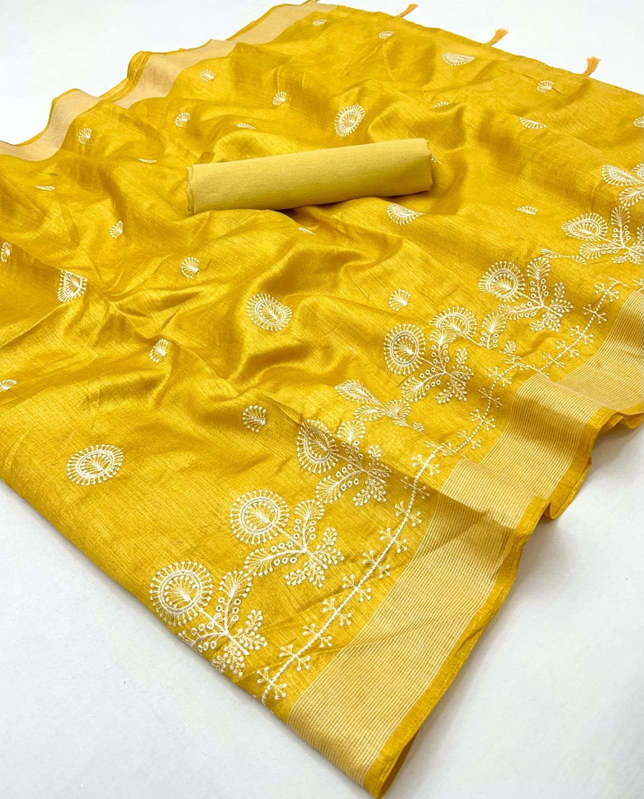 TRENDING SAREES COLLECTION WITH EMBROIDERY SAREES VFX