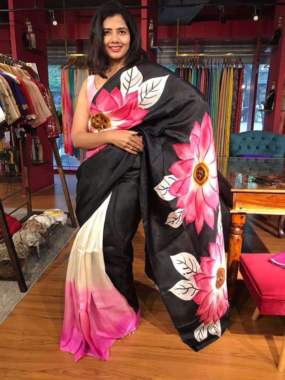 95 PINK SUNFLOWER SOFT COTTON BLACK FLOWER SAREE FOR PARTY W...
