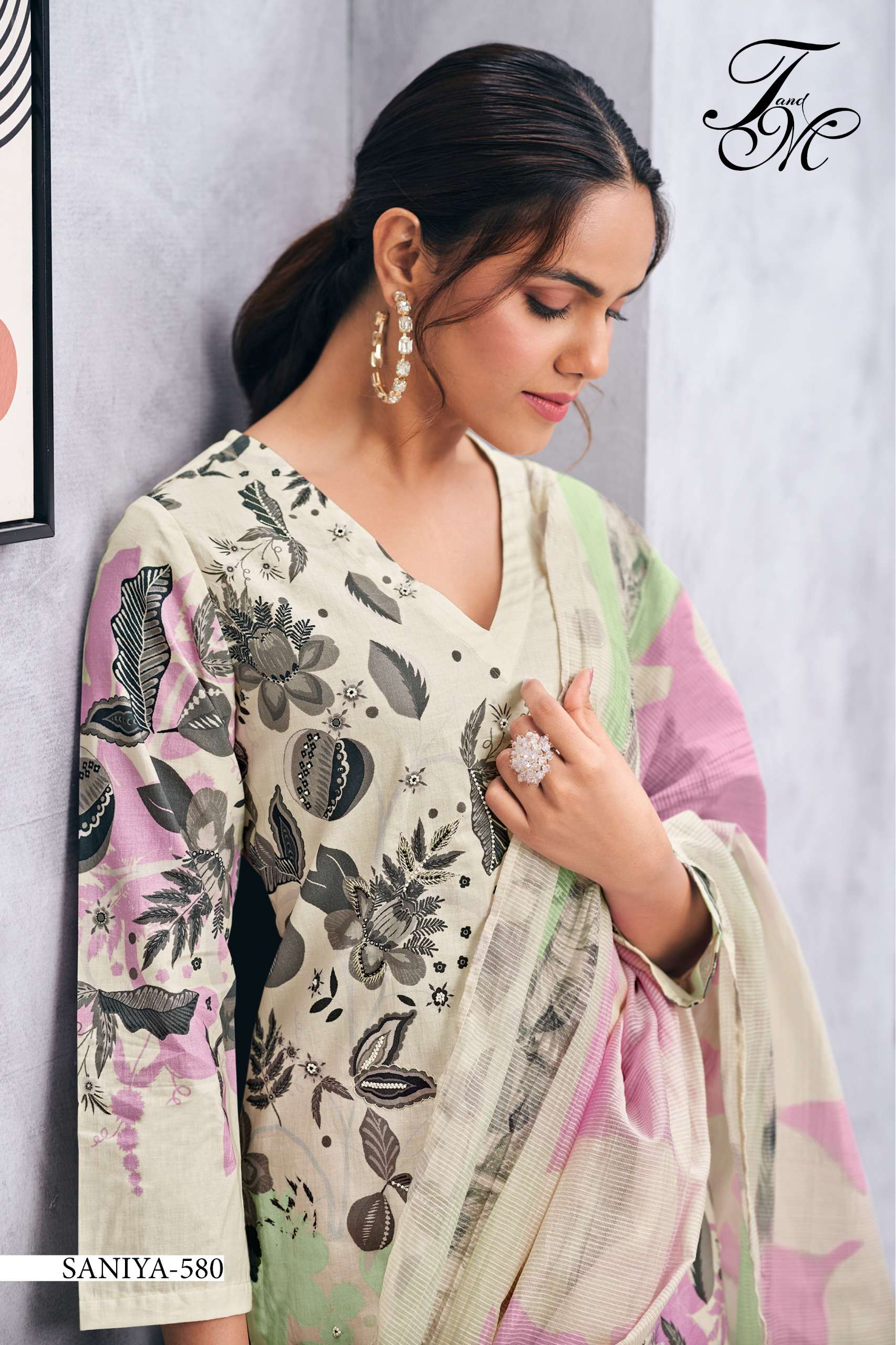 T & M SANYA PURE COTTON LAWN DIGITAL PRINT SUIT HIGH BRAND E...