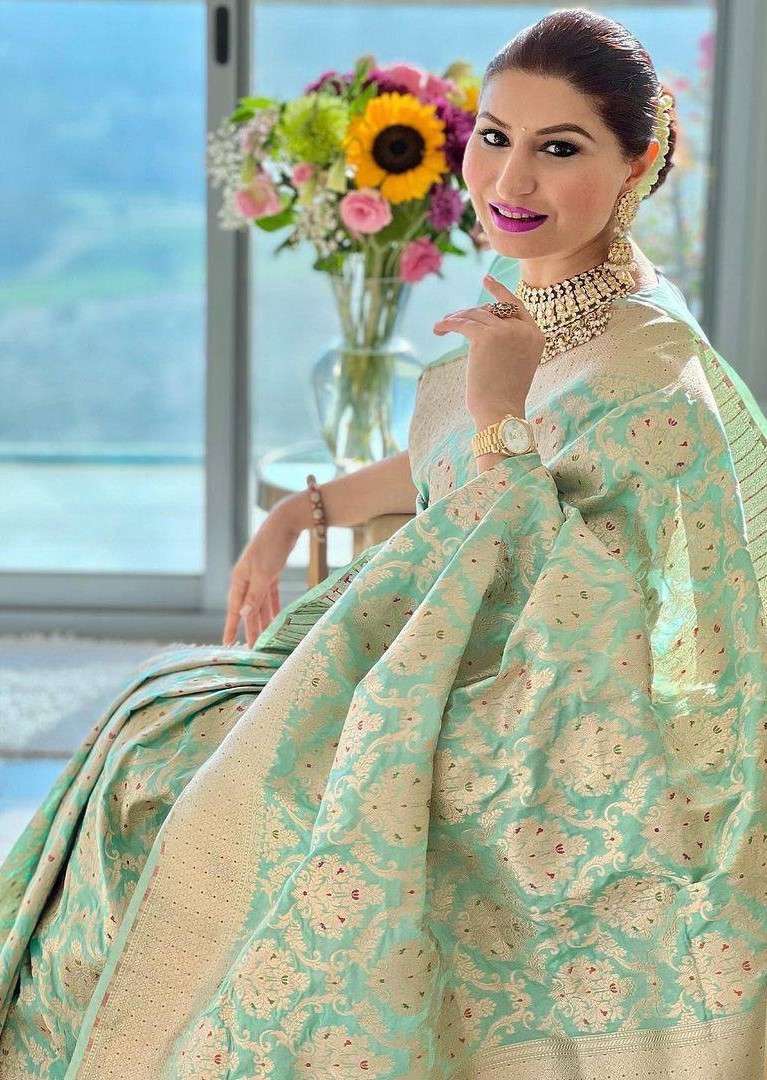 INDIAN TRADITIONAL FESTIVAL SILK JACQUARD PRINT SAREE WEAR I...